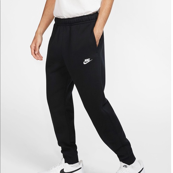 nike joggers medium
